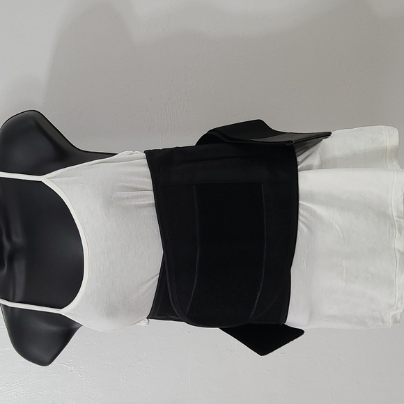 NWT Med Black Sports Waist Trainer, Burner, Shaper Body Belt - Picture 2 of 16